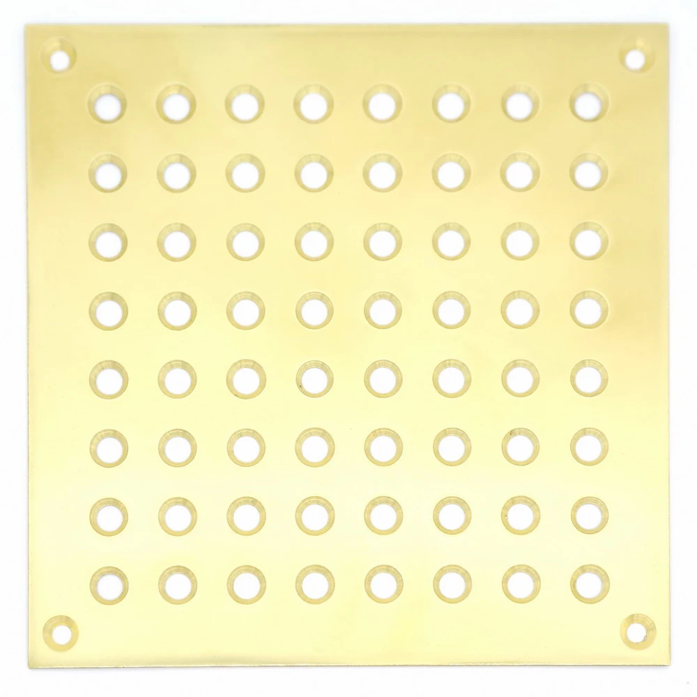 Решётка напольная 150x150 из латуни